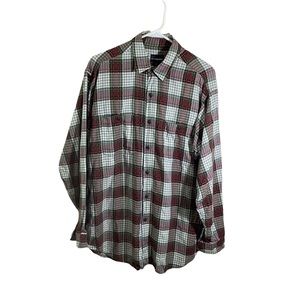 Patagonia Men’s Plaid Button Down Shirts Medium